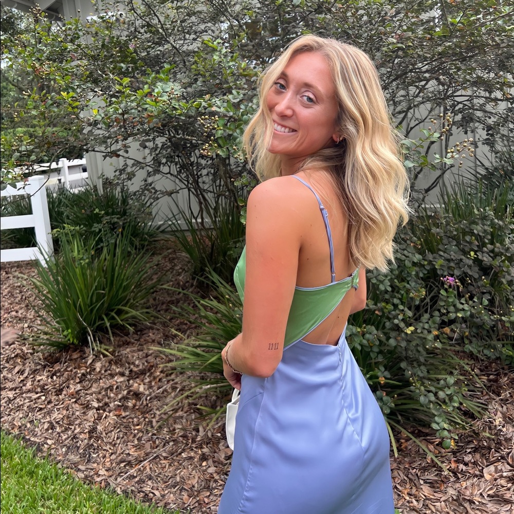 Meet your Posher, Becca